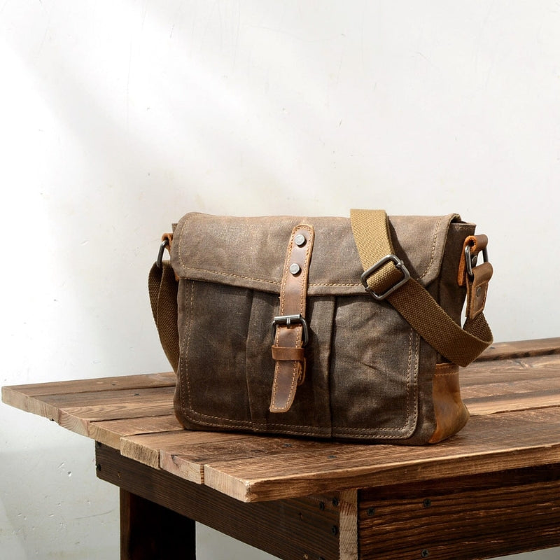 Large-Capacity Shoulder Bag with Adjustable Strap and Buckle