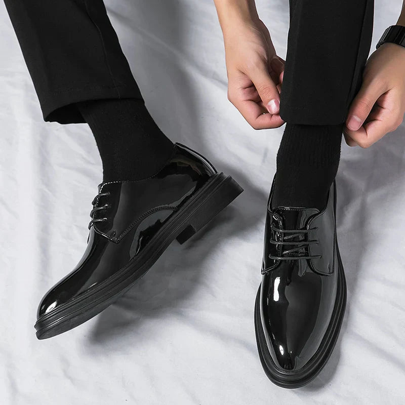 Men's Lace-Up Dress Oxfords