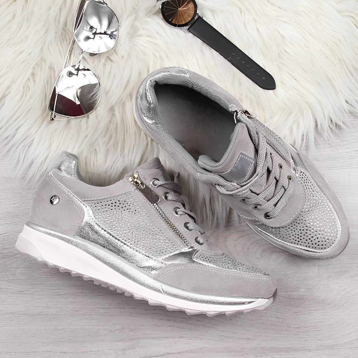 Sneakers with Zipper