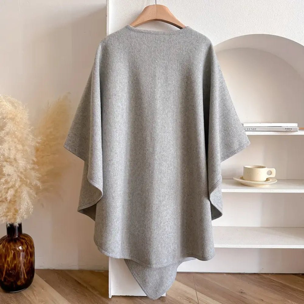 Versatile Poncho Scarf Coat for Year-Round Comfort