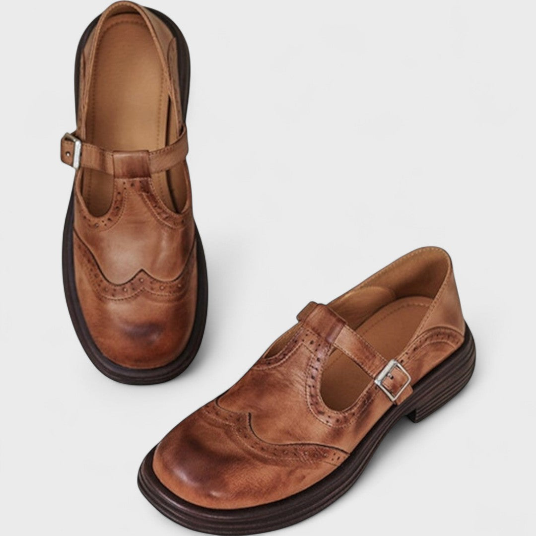 Women's Round Toe Single Strap Wingtip Shoes with Buckle