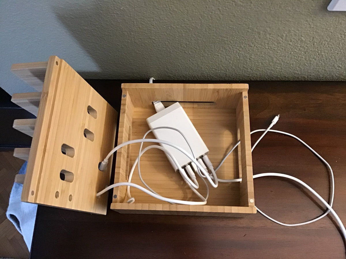 Bamboo Charging Station | 5-Port USB & Organizer | For Smartphone, Tablet & Smartwatch | Cable Set Included