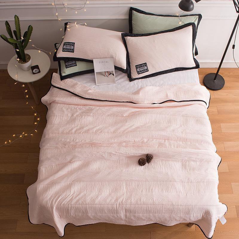 Breathable and Cooling Summer Blanket