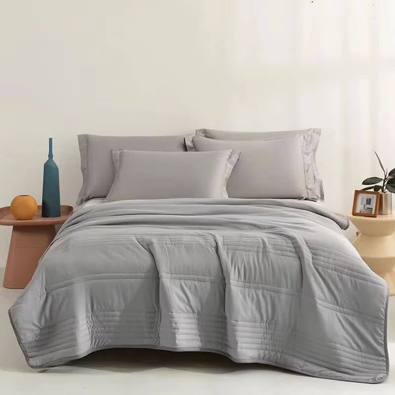 Breathable, Comfortable and Lightweight Cooling Blanket