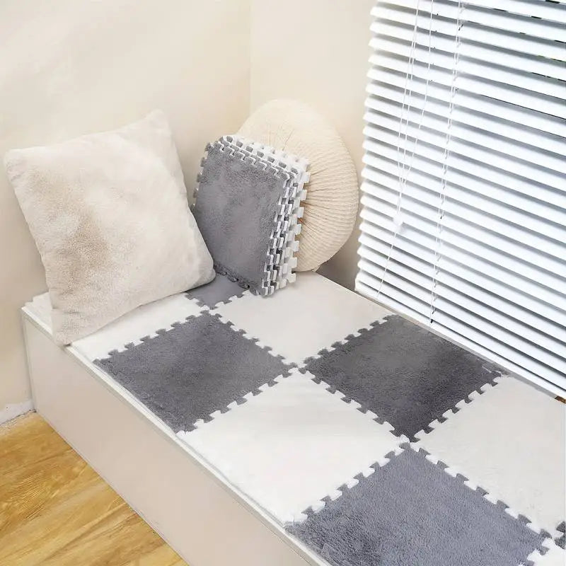 Cute and Comfortable Interlocking Puzzle Foam Floor Mat (Set of 10 Squares)