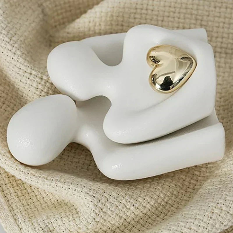 Elegant Sculpture of Love