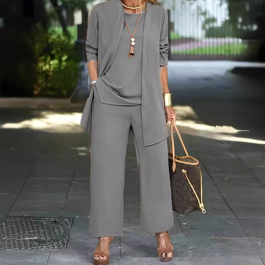 Elegant Three-Piece Women's Set with Layered Trousers