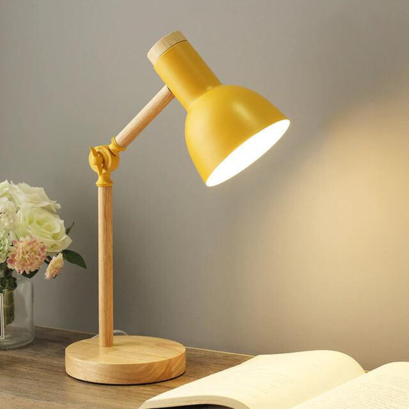 Folding Lamp – Timeless Design & Modern Functionality
