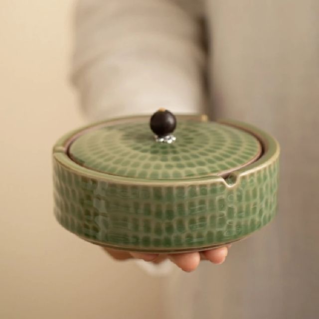 Handmade Retro Ashtray with Lid