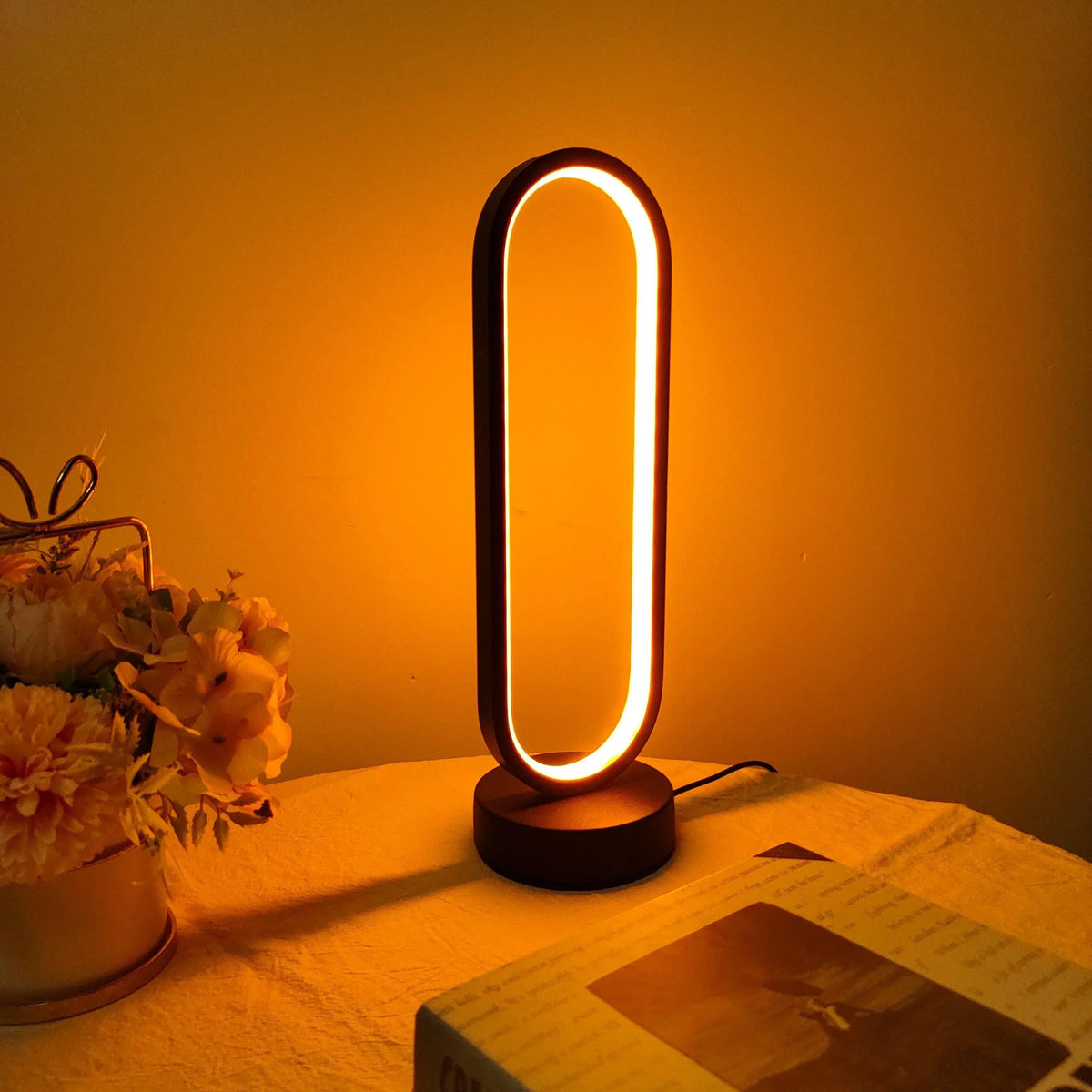 LED Night Lamp – Three-Colour Dimmable Bedside Light