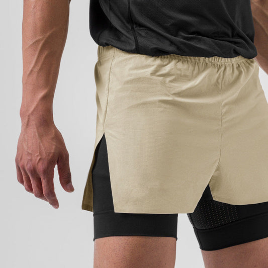 Men's 2-in-1 Sports Shorts with Compression Fit in Breathable Stretch Fabric for Fitness and Athletic Activities