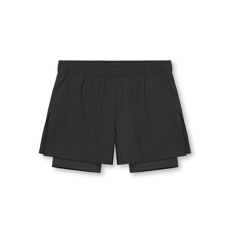 Men's 2-in-1 Sports Shorts with Compression Fit in Breathable Stretch Fabric for Fitness and Athletic Activities