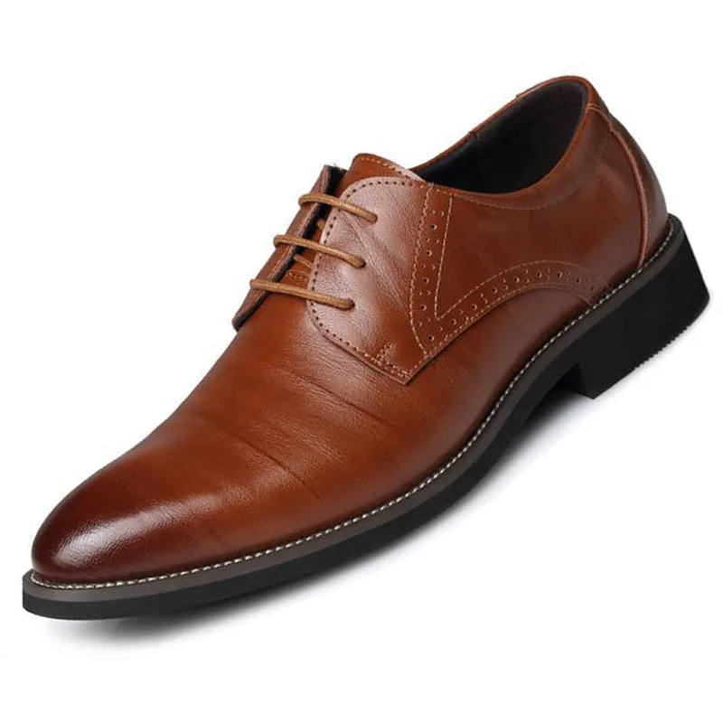 Men's Classic Oxford Shoes with Perforated Details