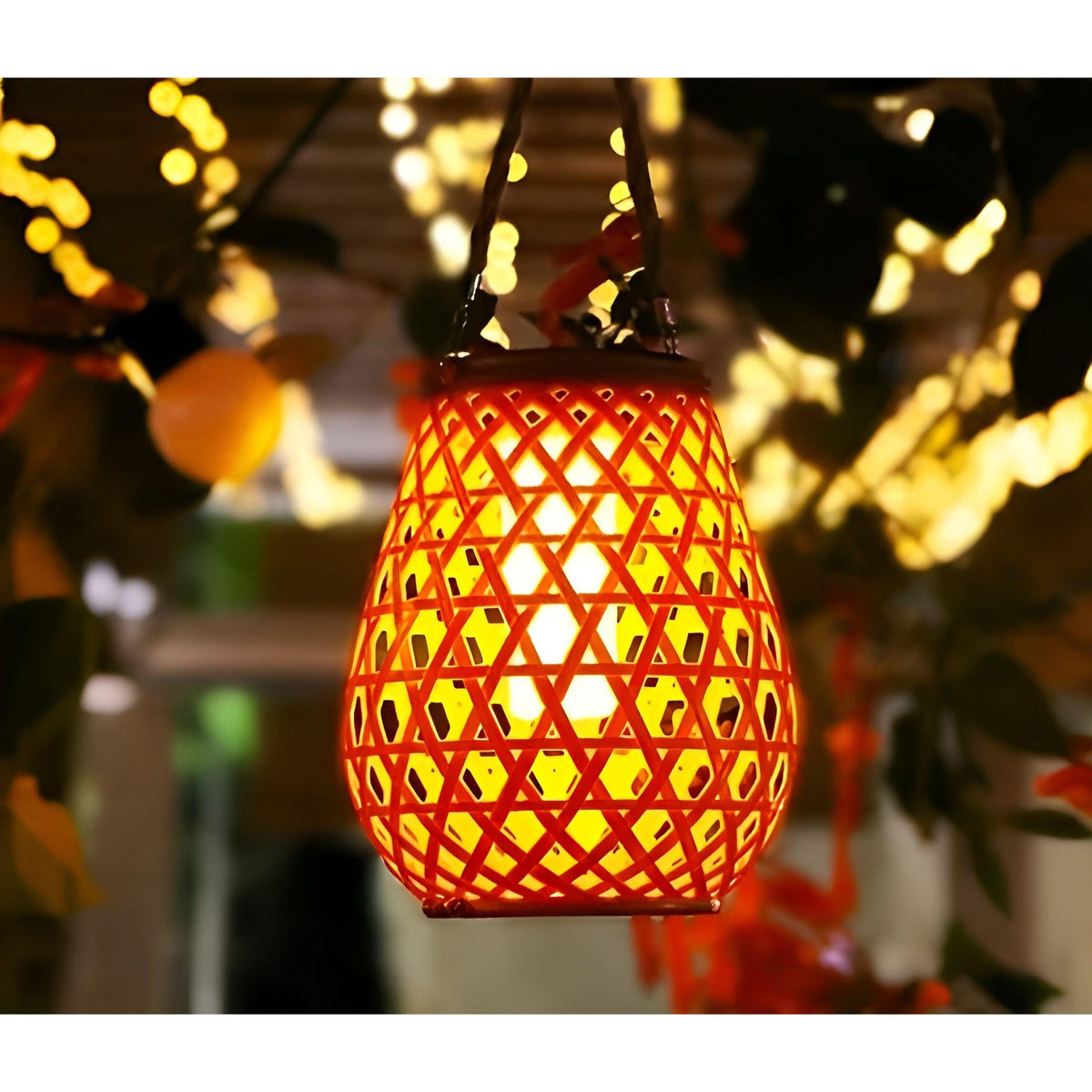 Outdoor Rattan Solar Garden Lantern with Automatic Lighting