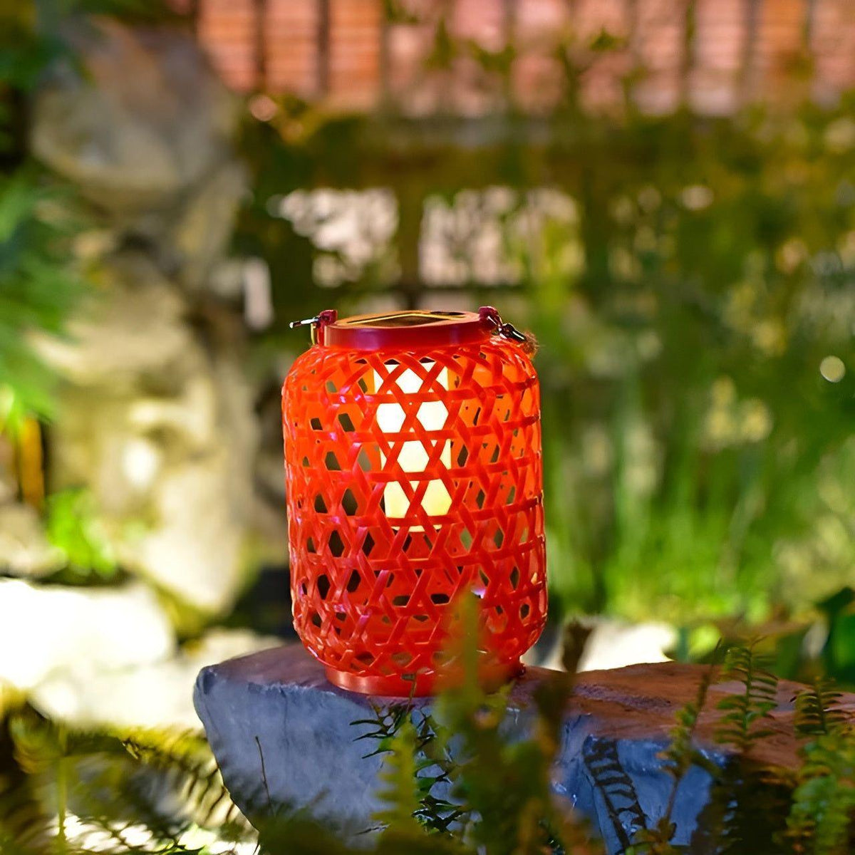 Outdoor Rattan Solar Garden Lantern with Automatic Lighting