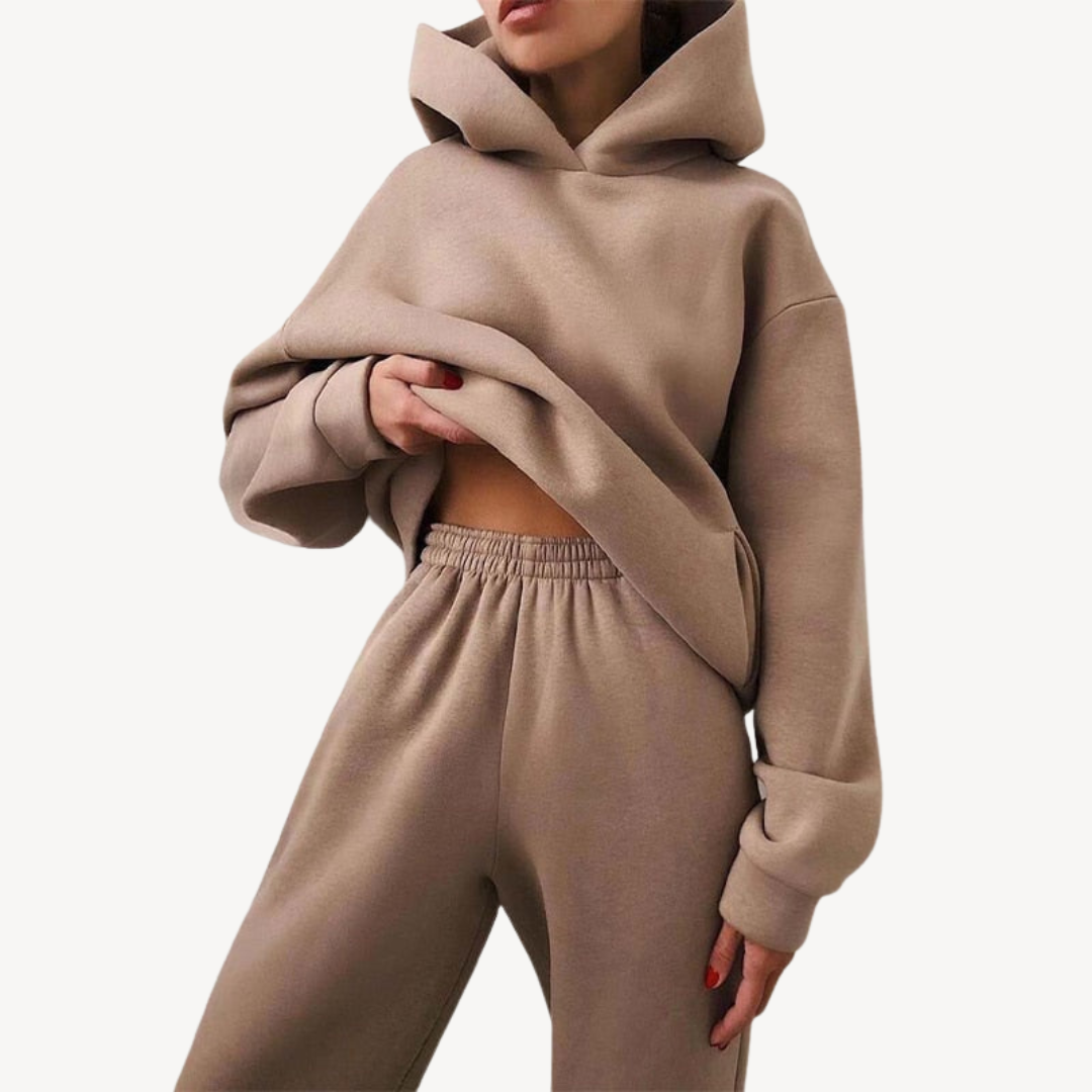 Oversized Hoodie and Joggers Set | Women's Leisurewear for Casual and Relaxation Wear