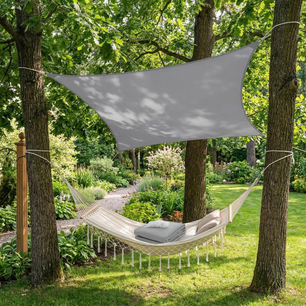 Rectangular Sun Shade Sail for Patio and Garden - Effective Shade with Durable Construction