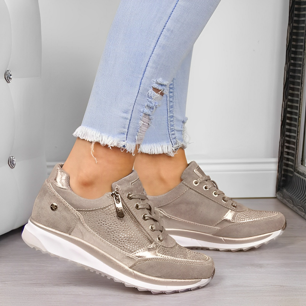 Sneakers with Zipper