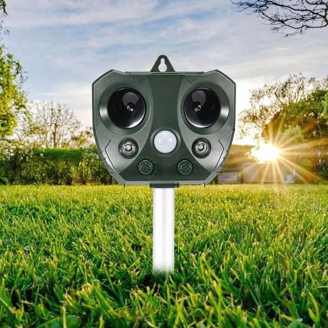 Solar Ultrasonic Bird and Pest Repeller with Motion Sensor, Waterproof