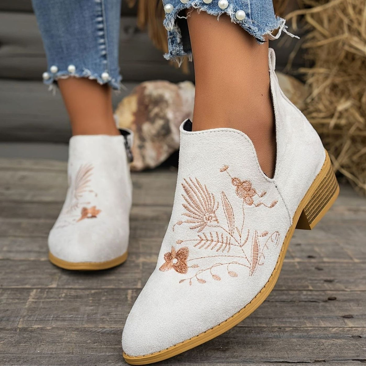 Women's Embroidered Low-Heel Pointed-Toe Ankle Boots