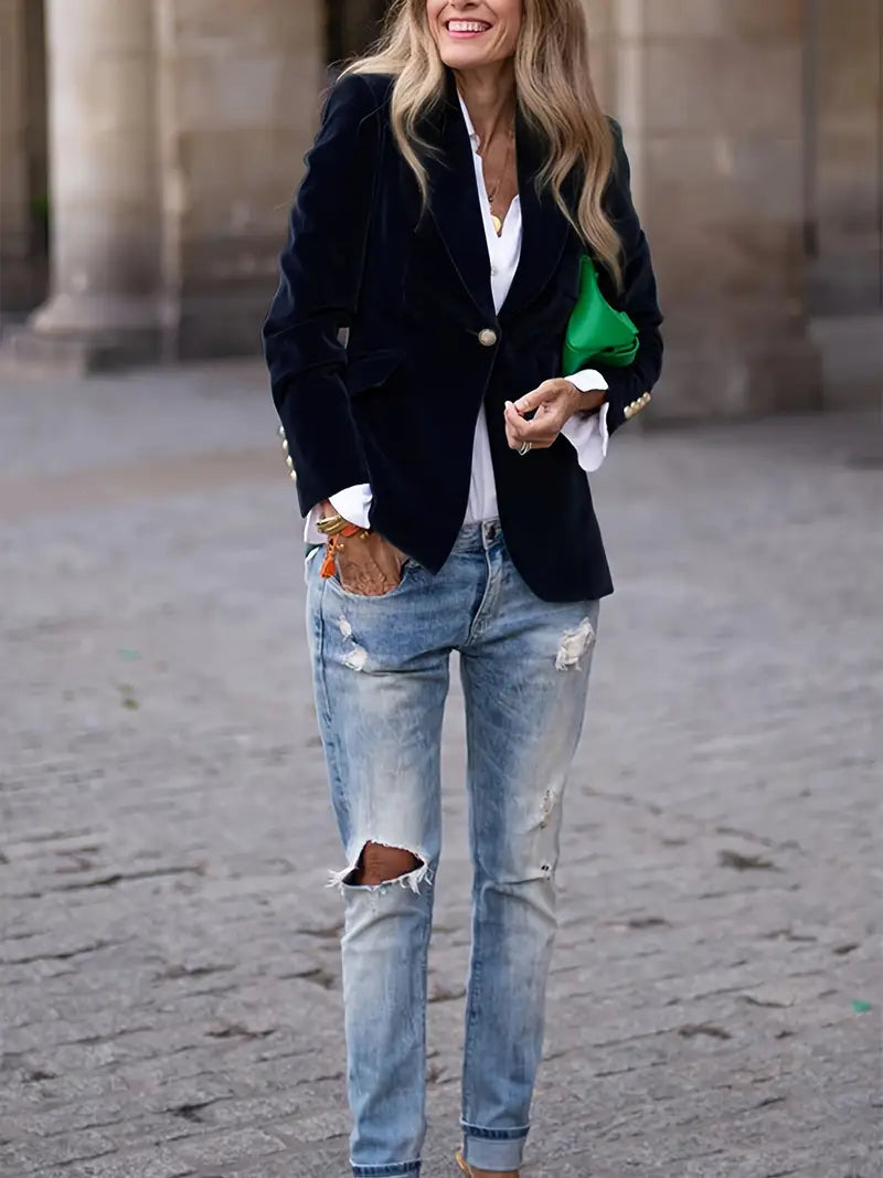 Women's Fitted Velvet Blazer
