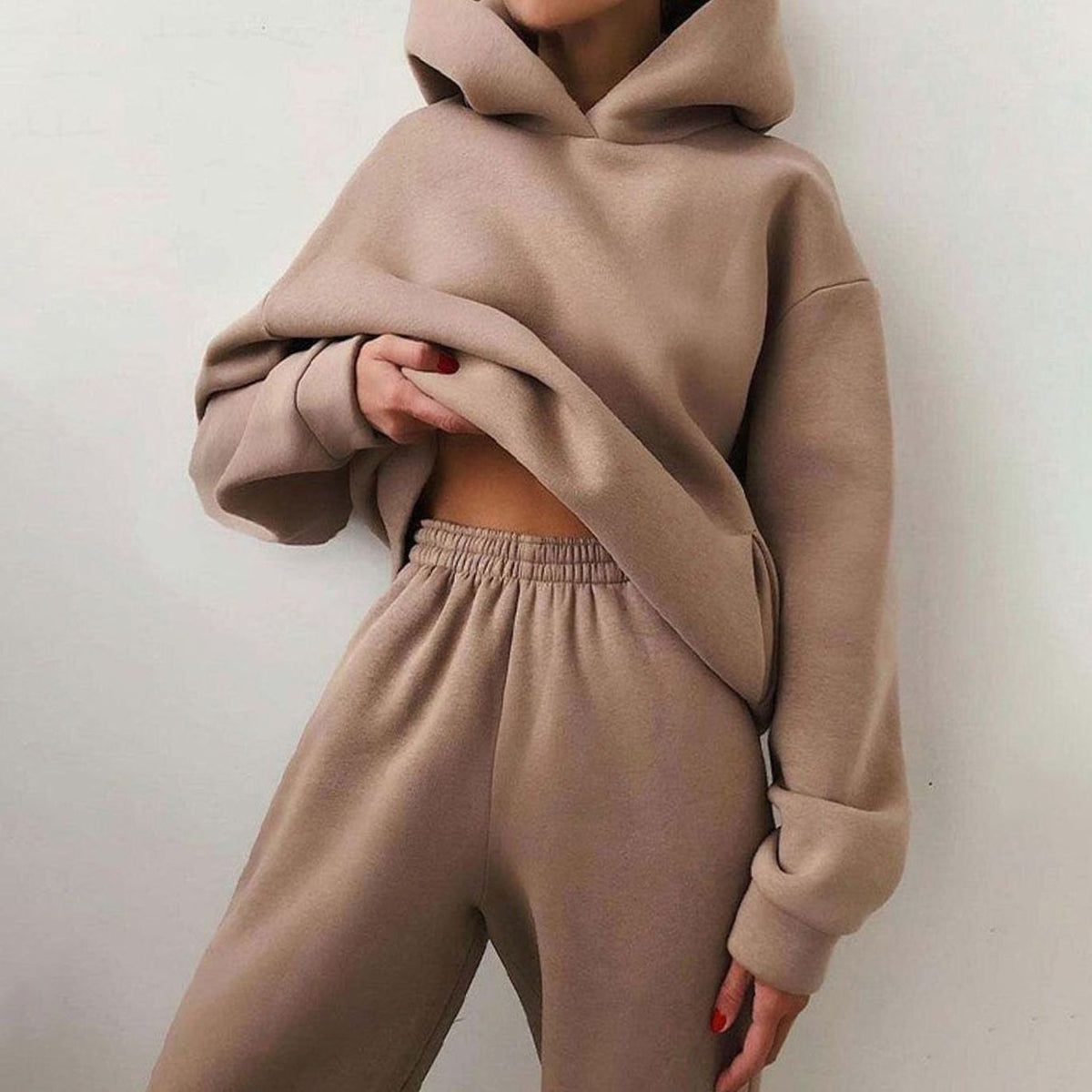Women's Oversized Hoodie and High-Waist Jogger Two-Piece Set