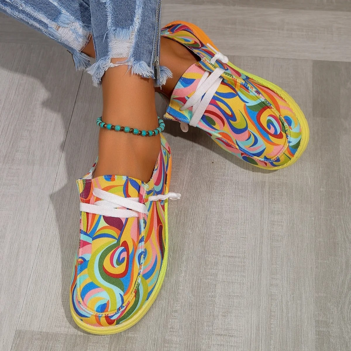 Women's Printed Flat Sneakers