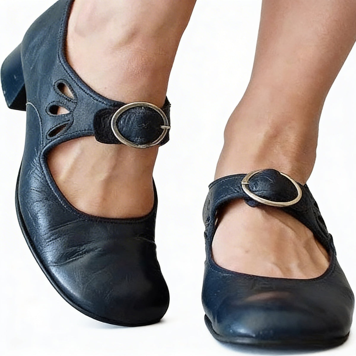 Women's Pumps with Decorative Buckle