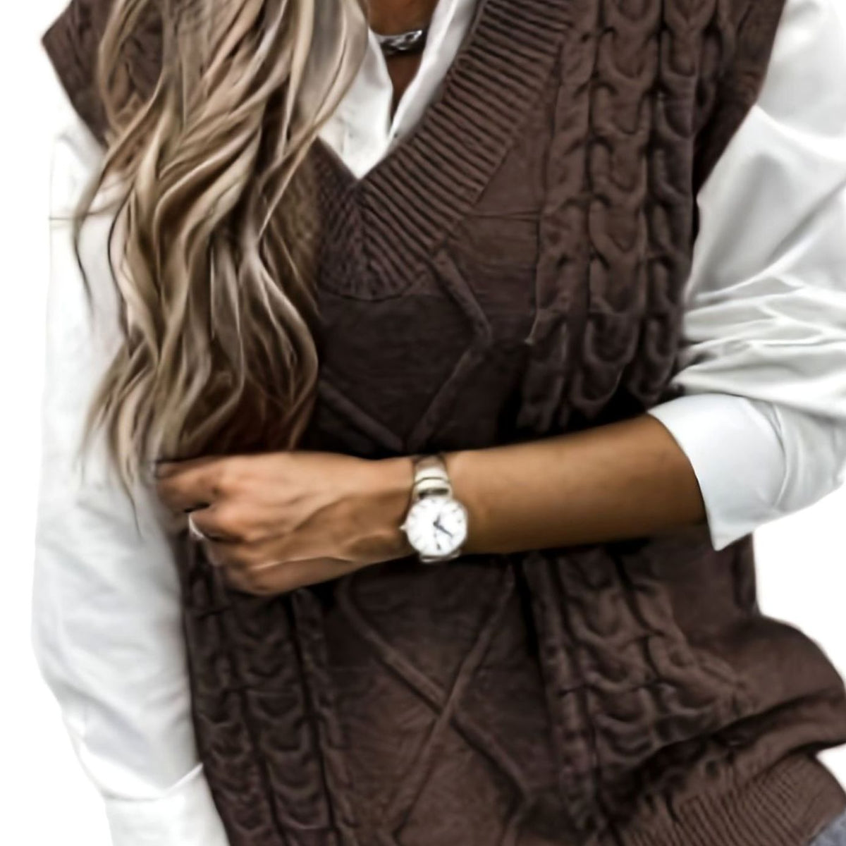 Women's Relaxed Fit Cable-Knit V-Neck Sweater Vest